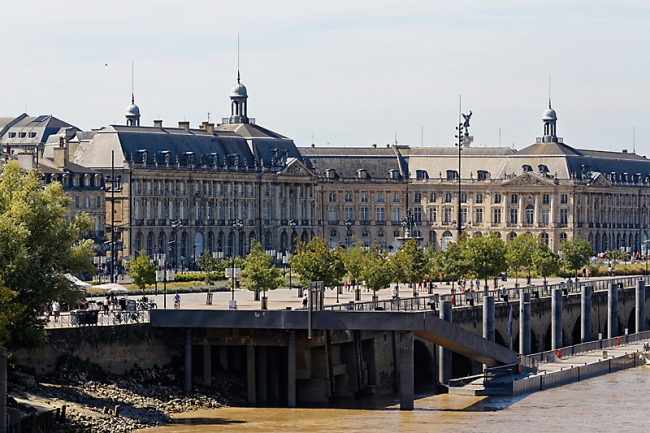 Pont de Pierre-023